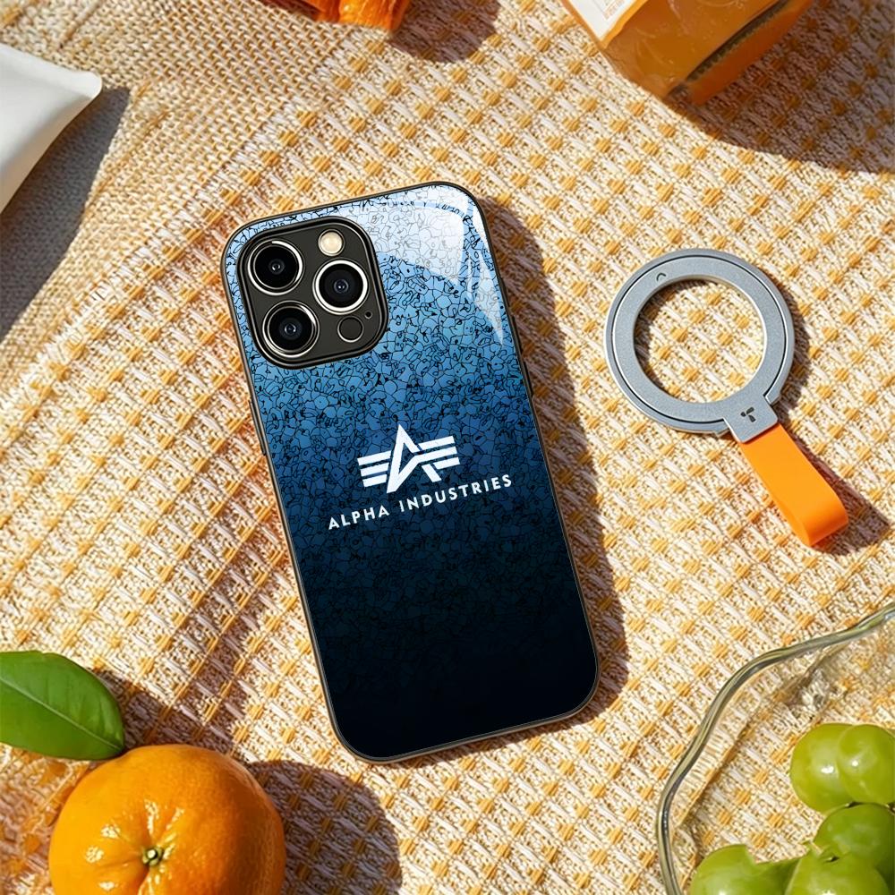 Vogue A-Alpha IndustriES LOOG  - Phone Cases Vogue recensie en prijs